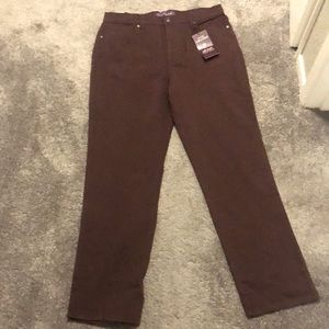 Gloria Vanderbilt Amanda Tapered Leg Classic Rise jeans